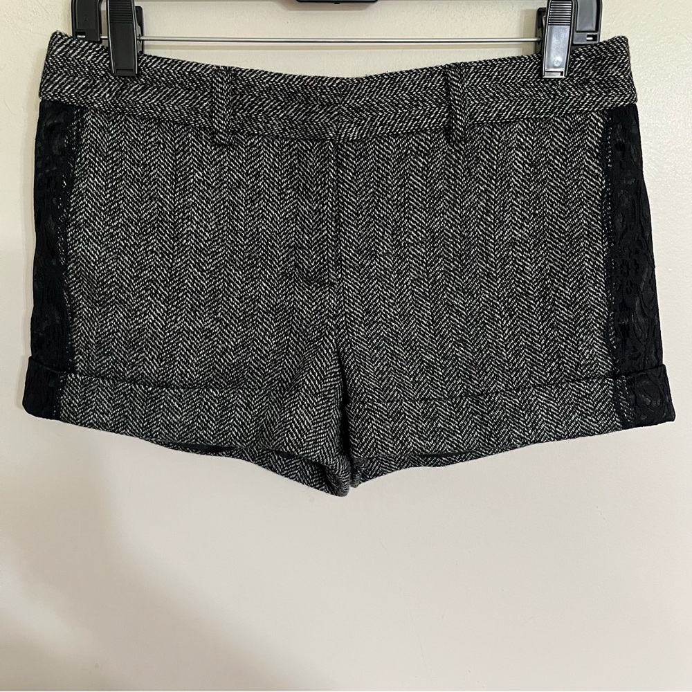 Express Design Studio Herringbone Lace Side Shorts‎ Black White Y2K Size 4